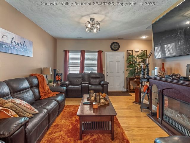 101 Anchors Cove, Charleston, WV 25302