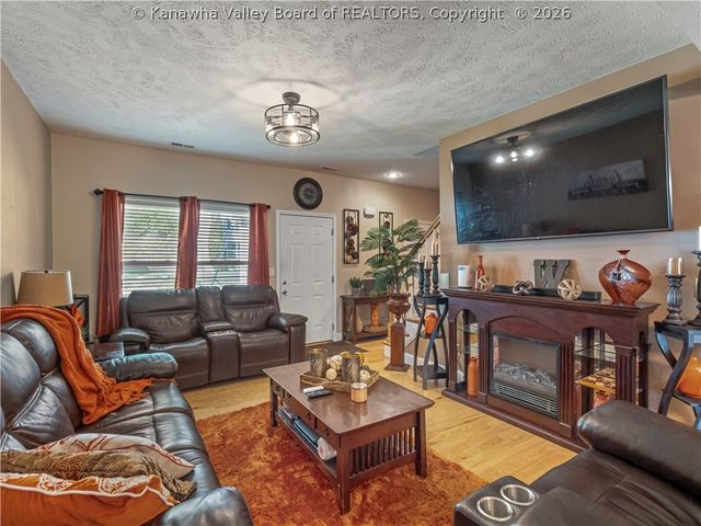 101 Anchors Cove, Charleston, WV 25302