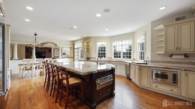 1 Hayduk Drive, Edison, NJ 08820