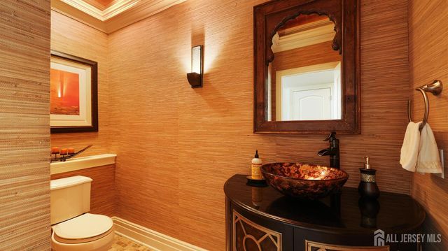 1 Hayduk Drive, Edison, NJ 08820