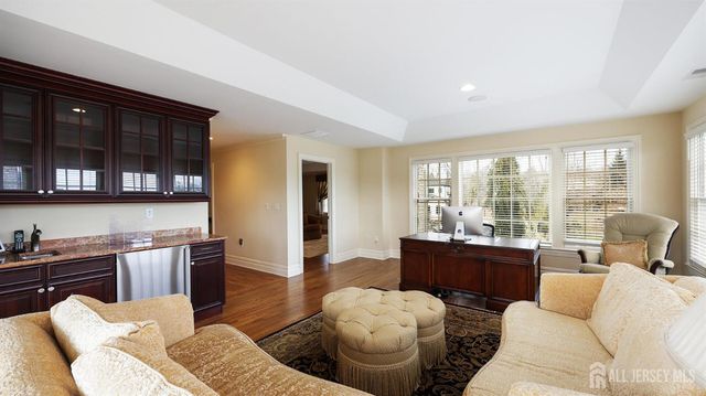 1 Hayduk Drive, Edison, NJ 08820