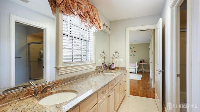 1 Hayduk Drive, Edison, NJ 08820