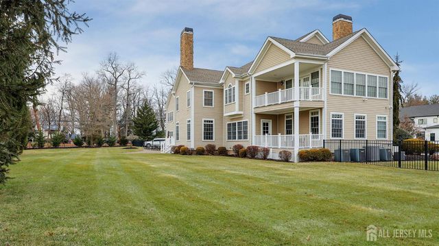 1 Hayduk Drive, Edison, NJ 08820