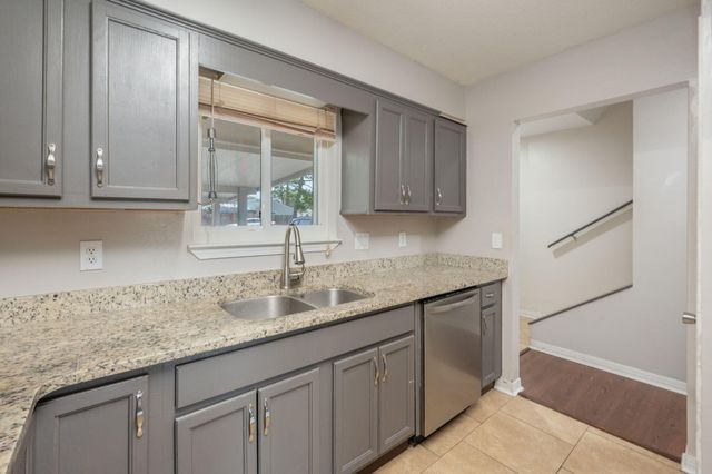 710 Doyce Drive C, Fort Walton Beach, FL 32547