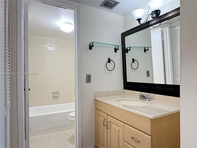 9285 SW 125th Ave 308, Miami, FL 33186