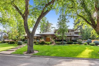 825 S Adams Street, Denver, CO 80209