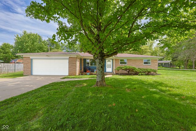 13705 E 200 S, Columbus, IN 47203