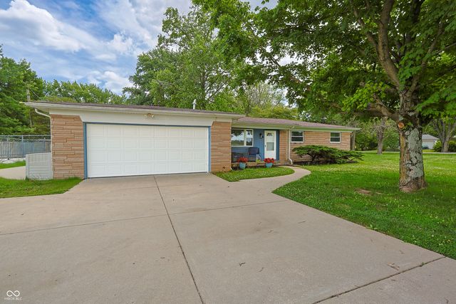 13705 E 200 S, Columbus, IN 47203