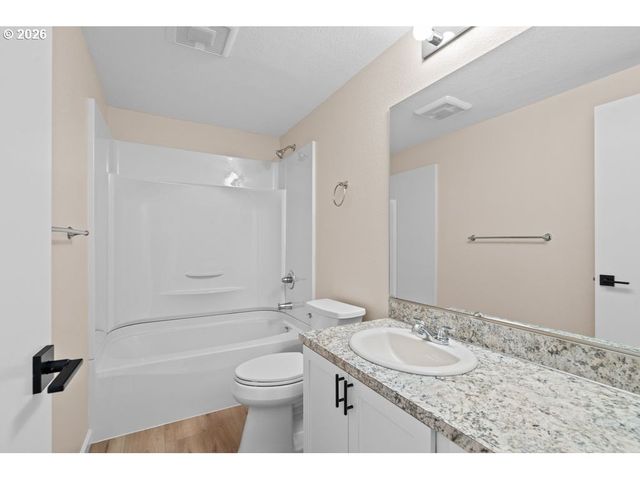 11201 Nw 3RD Ave, Vancouver, WA 98685