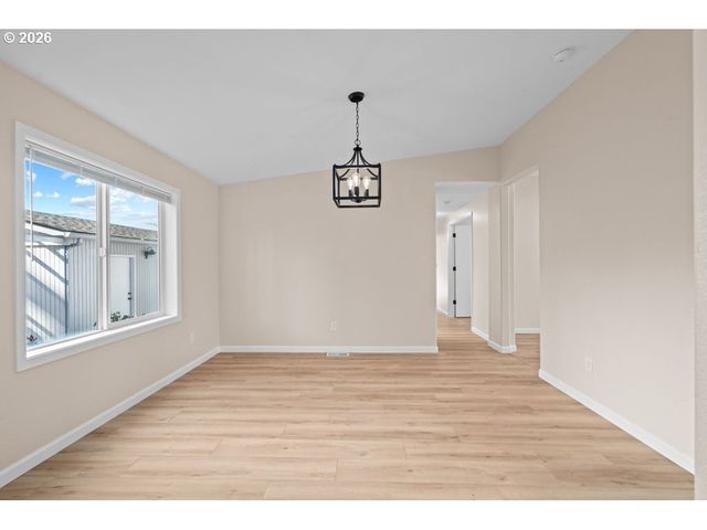 11201 Nw 3RD Ave, Vancouver, WA 98685