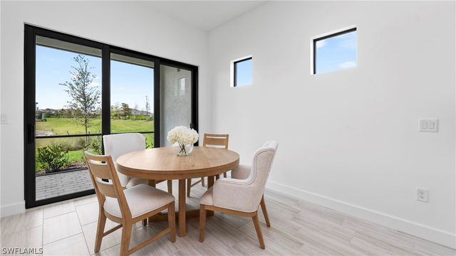 1905 Fresno AVE, Naples, FL 34120