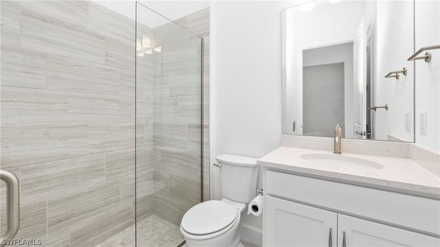 1905 Fresno AVE, Naples, FL 34120