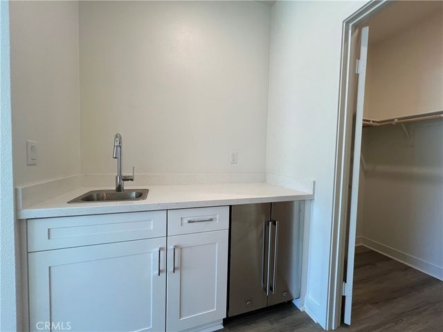 17160 Kent Street, Hesperia, CA 92345