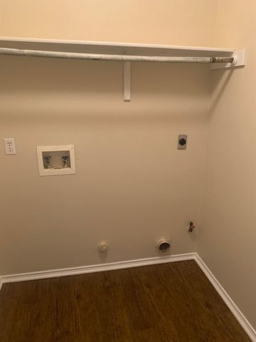 1507 Parkwood DR, Leander, TX 78641