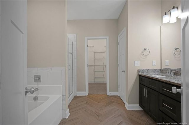 509 Swan Island Court, Fayetteville, NC 28311