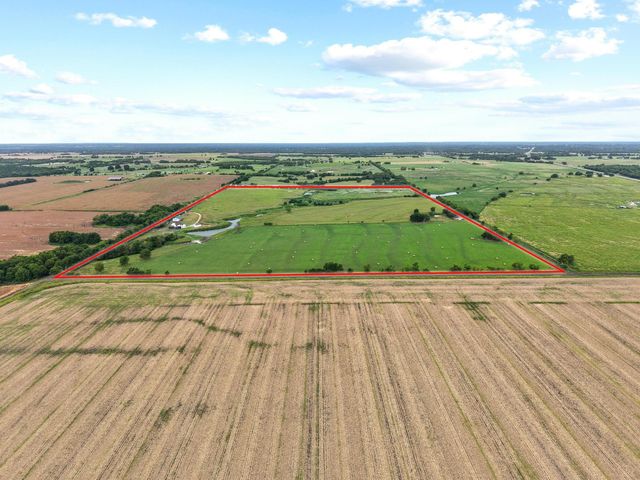 2972 County Road 4826, Wolfe City, TX 75496