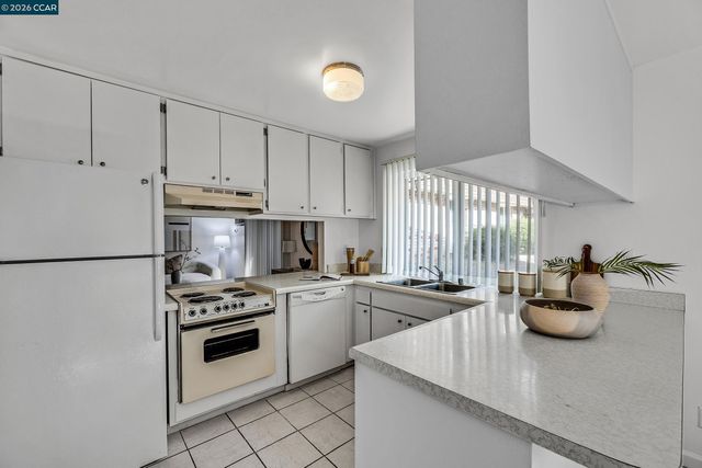 146 Ascot Ct 2, Moraga, CA 94556
