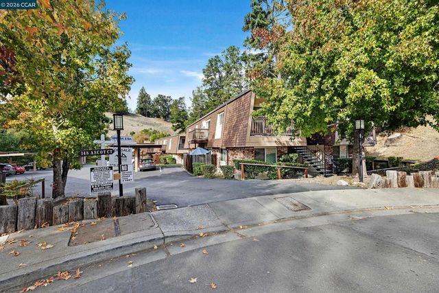 146 Ascot Ct 2, Moraga, CA 94556