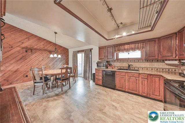7580 Kings Highway, Lynn Twp, PA 18066