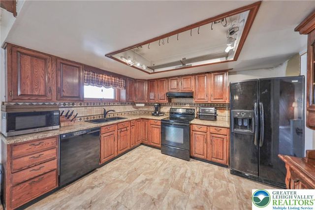 7580 Kings Highway, Lynn Twp, PA 18066