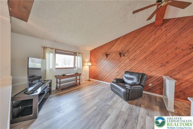 7580 Kings Highway, Lynn Twp, PA 18066