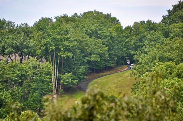 712 Wedgewood Drive, Big Canoe, GA 30143