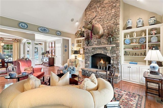 712 Wedgewood Drive, Big Canoe, GA 30143