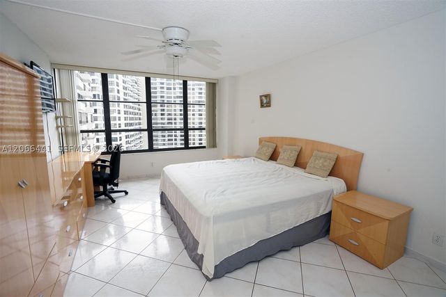 600 Three Islands Blvd 1416, Hallandale Beach, FL 33009