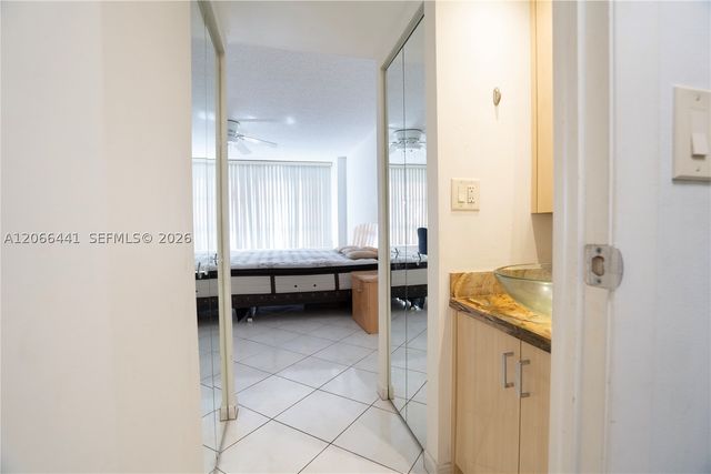 600 Three Islands Blvd 1416, Hallandale Beach, FL 33009