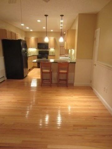 65 Woodlawn Avenue, Chelsea, MA 02150