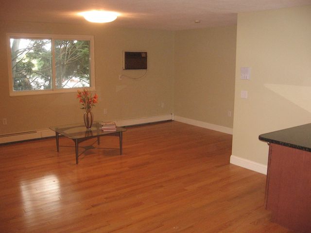 65 Woodlawn Avenue, Chelsea, MA 02150
