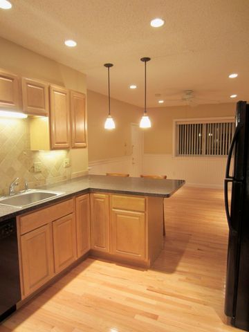65 Woodlawn Avenue, Chelsea, MA 02150