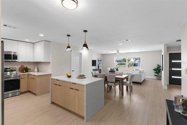 12368 70TH STREET, Largo, FL 33773