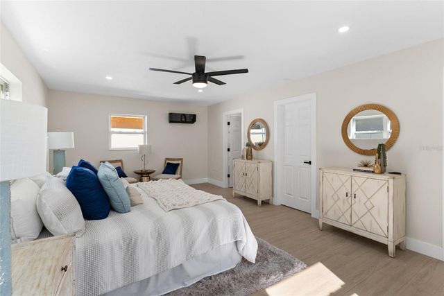 12368 70TH STREET, Largo, FL 33773