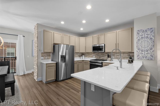 109 S 2nd Street, Brighton, MI 48116