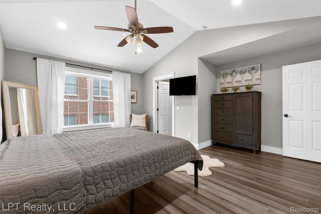 109 S 2nd Street, Brighton, MI 48116