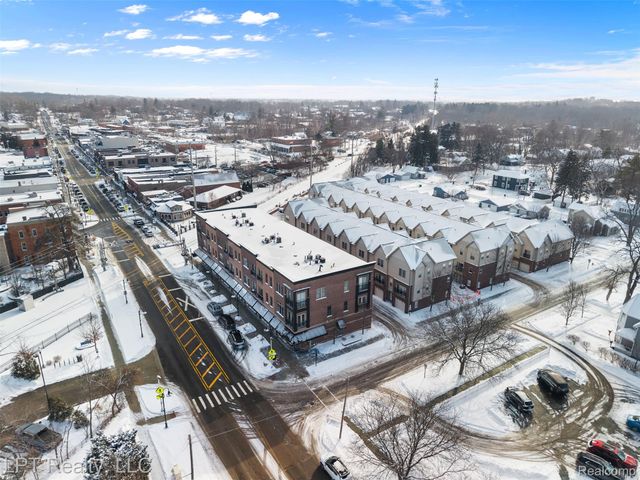 109 S 2nd Street, Brighton, MI 48116