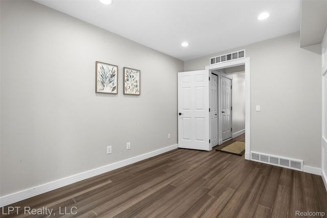 109 S 2nd Street, Brighton, MI 48116