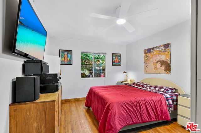 1701 N Buena Vista Street, Burbank, CA 91505