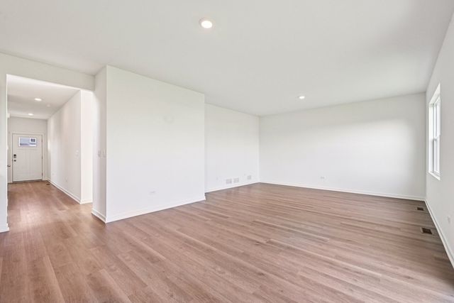 1816 Overland Drive, Plainfield, IL 60586