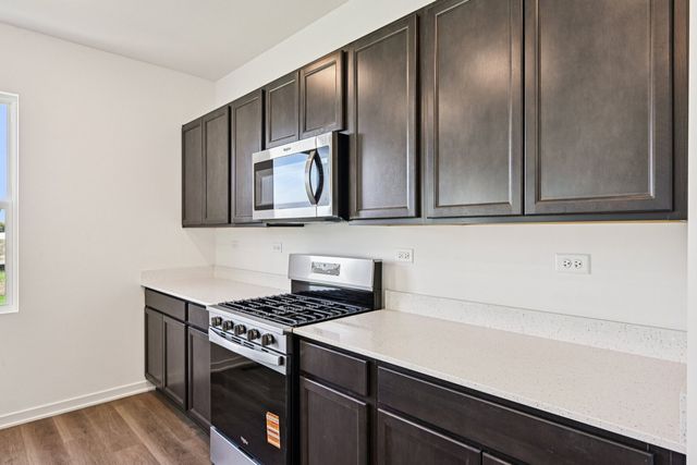 1816 Overland Drive, Plainfield, IL 60586