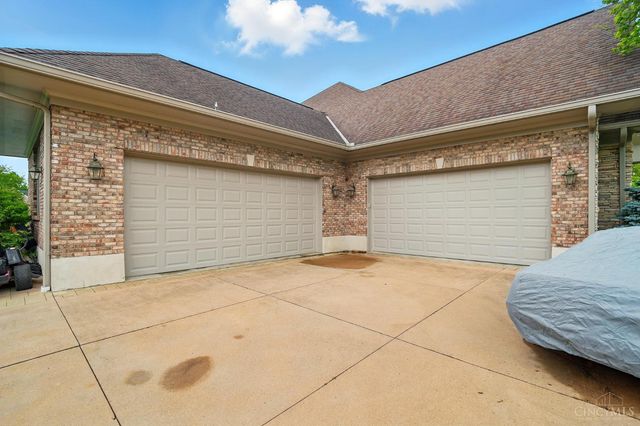 219 Chateau Valley Lane, South Lebanon, OH 45065