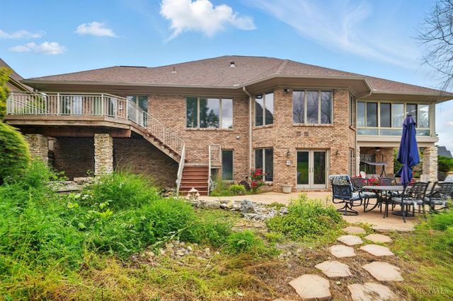 219 Chateau Valley Lane, South Lebanon, OH 45065