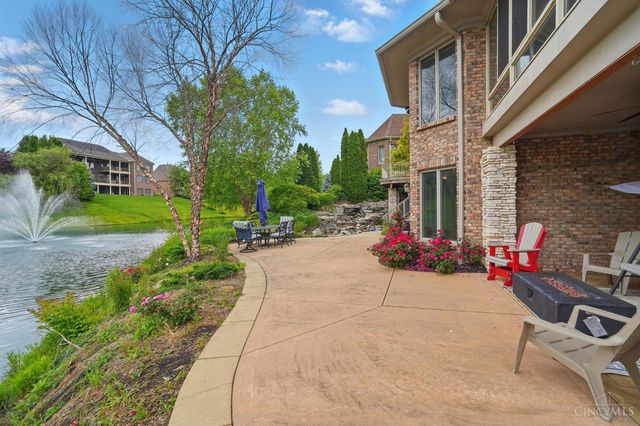 219 Chateau Valley Lane, South Lebanon, OH 45065