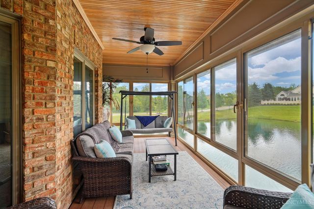 219 Chateau Valley Lane, South Lebanon, OH 45065