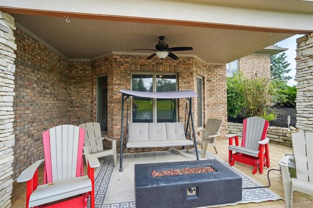 219 Chateau Valley Lane, South Lebanon, OH 45065