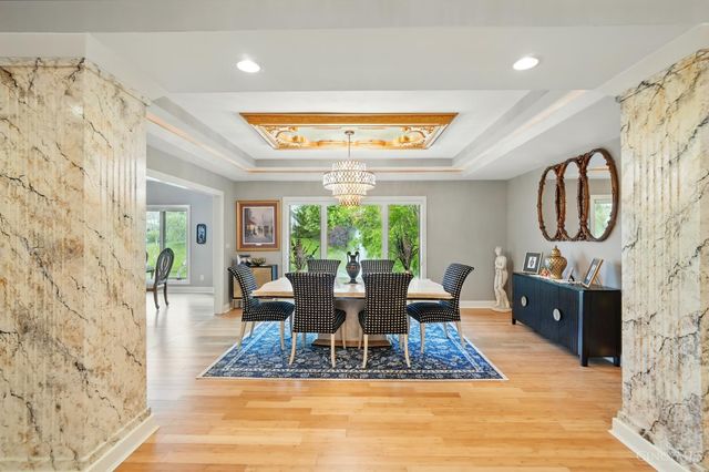 219 Chateau Valley Lane, South Lebanon, OH 45065