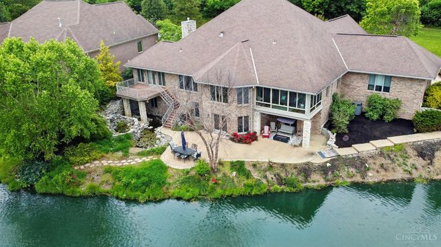 219 Chateau Valley Lane, South Lebanon, OH 45065