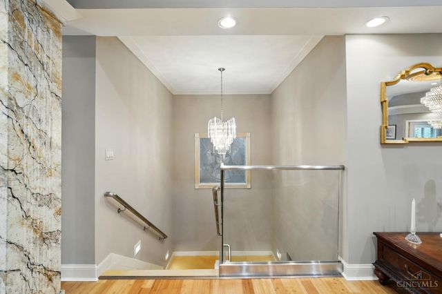 219 Chateau Valley Lane, South Lebanon, OH 45065