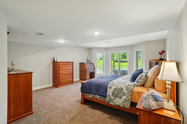 219 Chateau Valley Lane, South Lebanon, OH 45065